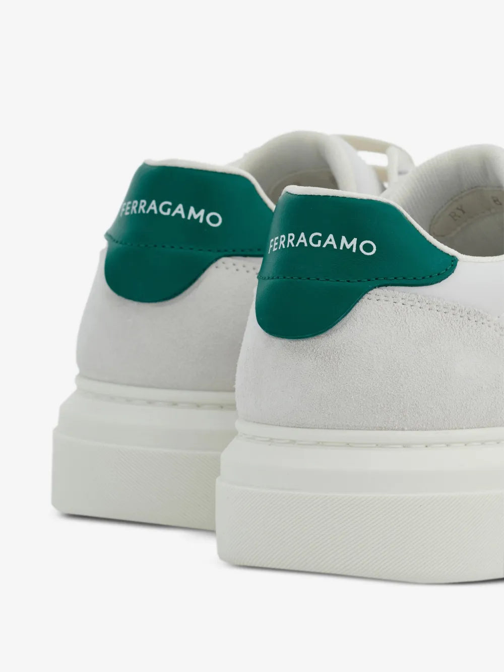 Tênis Ferragamo White Low Cut Gancini Outline Sneakers Salvatore