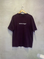 Camiseta Balenciaga logo vinho