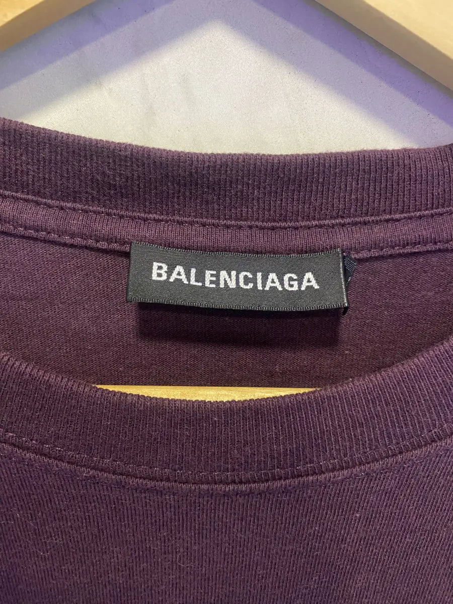 Camiseta Balenciaga logo vinho