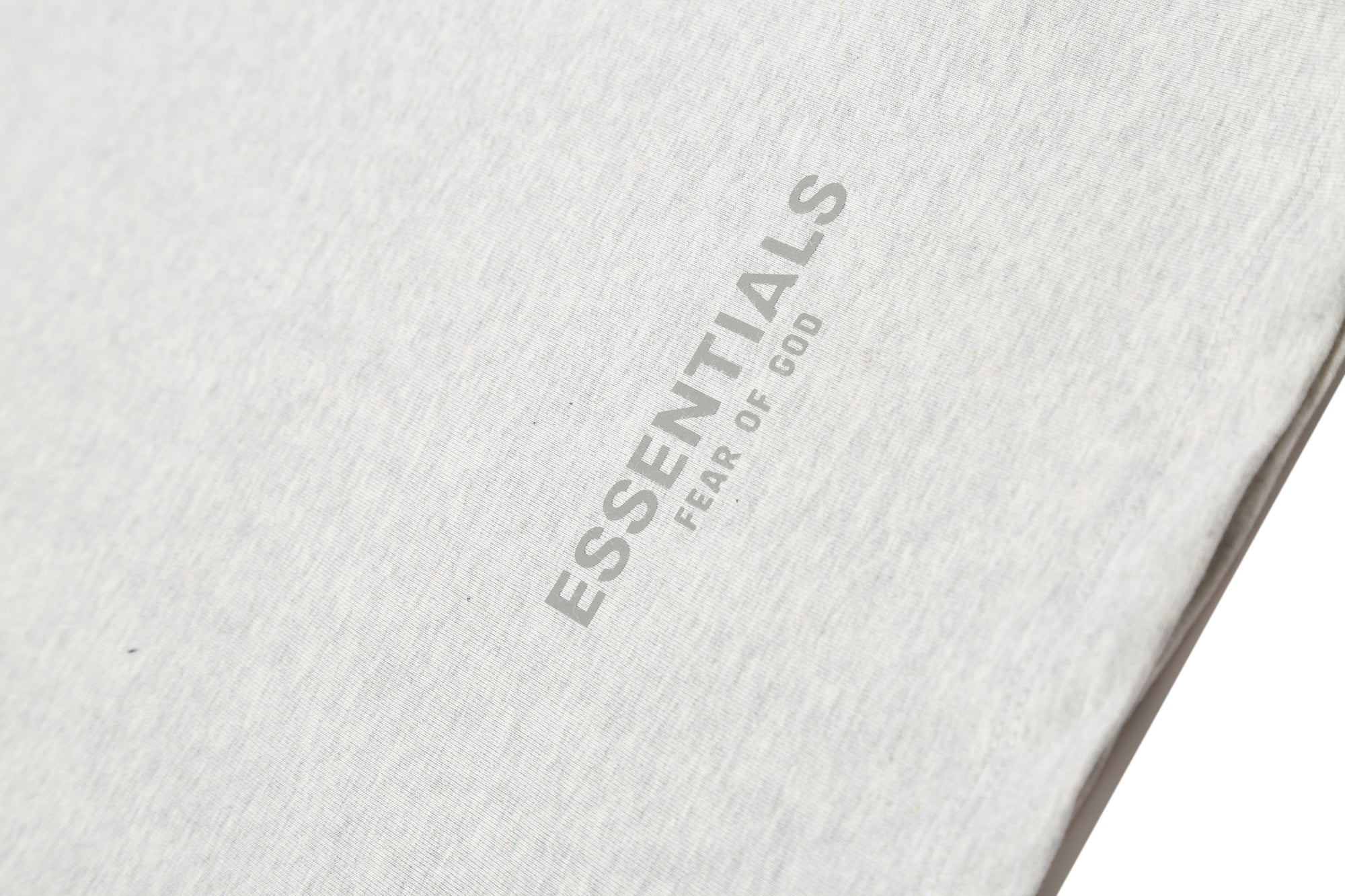 Camiseta Fear Of God Essentials