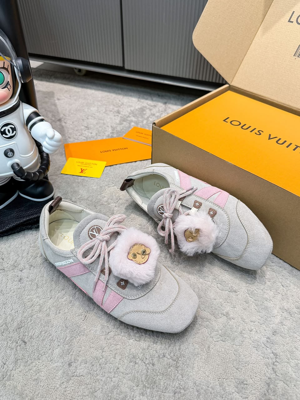 Tênis Louis Vuitton Grey Pink