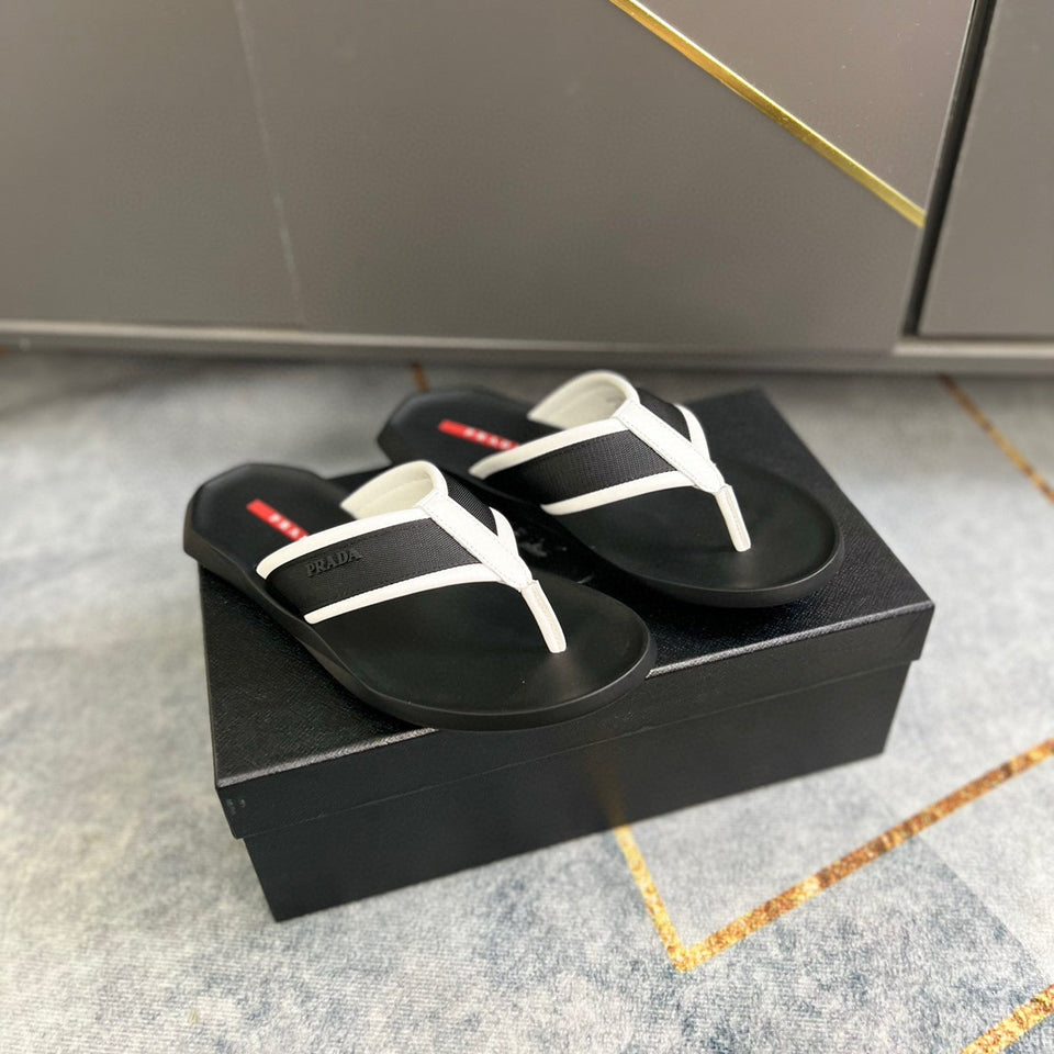 Prada Slipper met logo