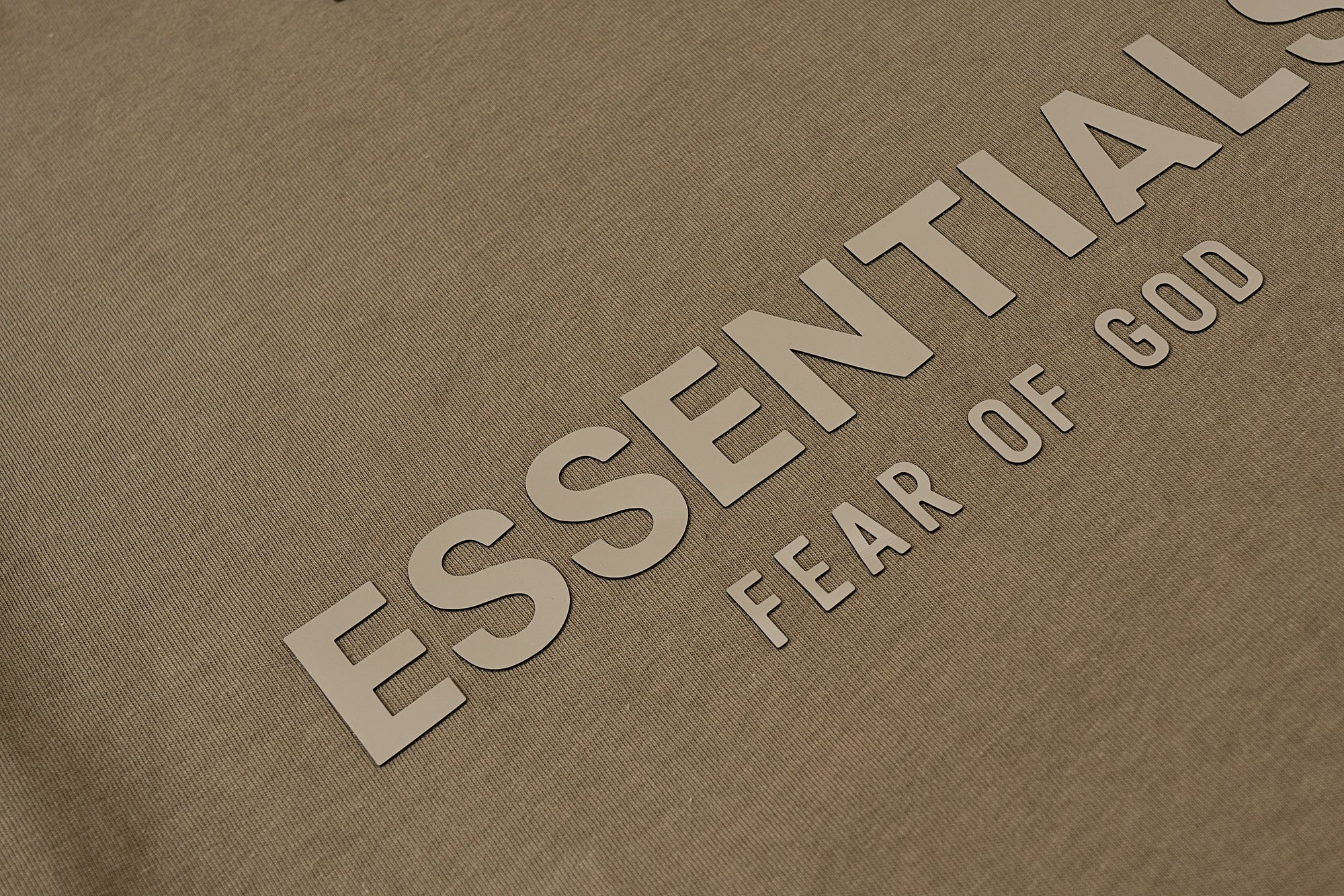 Camiseta Fear Of God Essentials