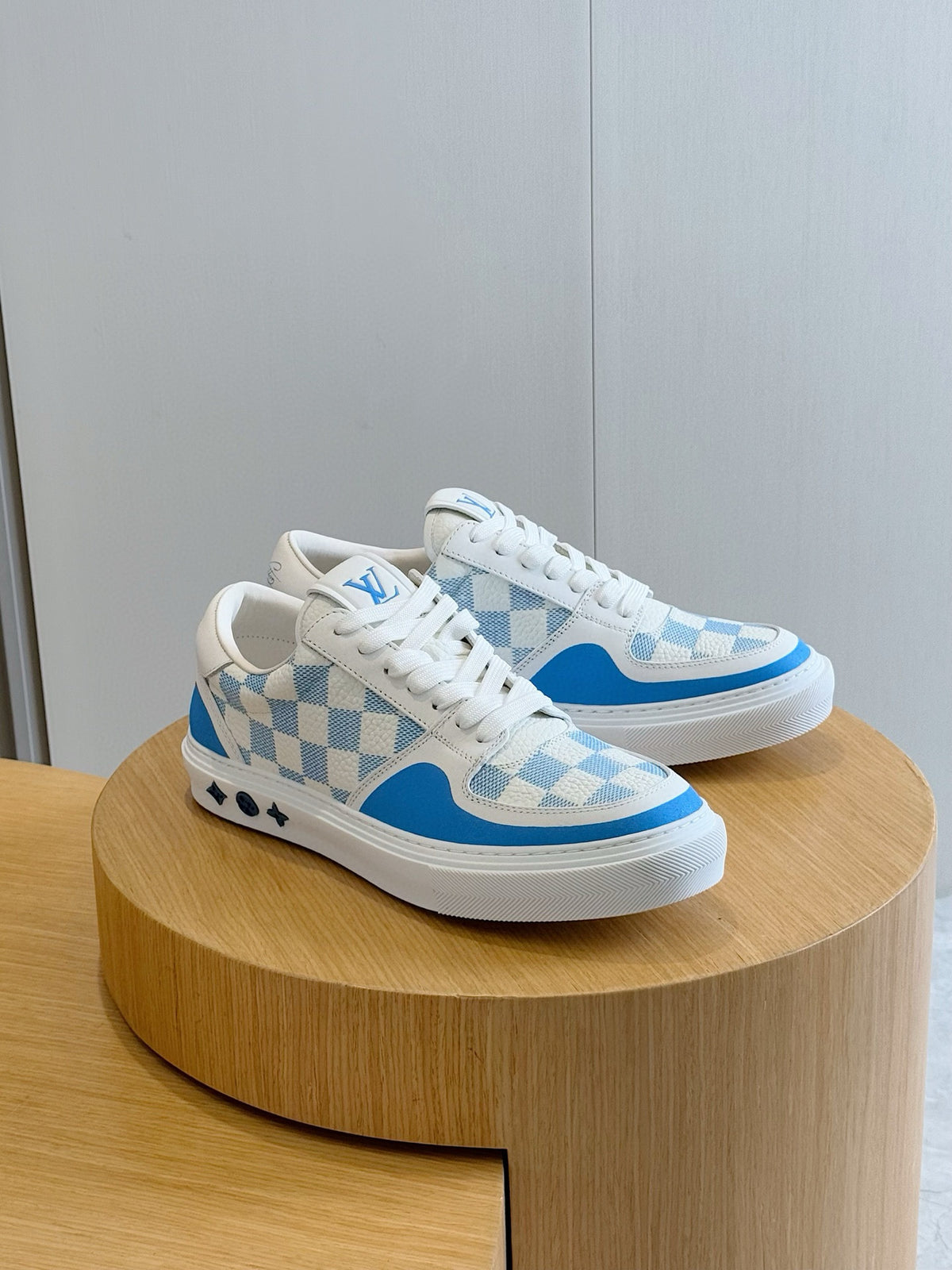 Tênis Louis Vuitton Ollie Blue/White Monogram