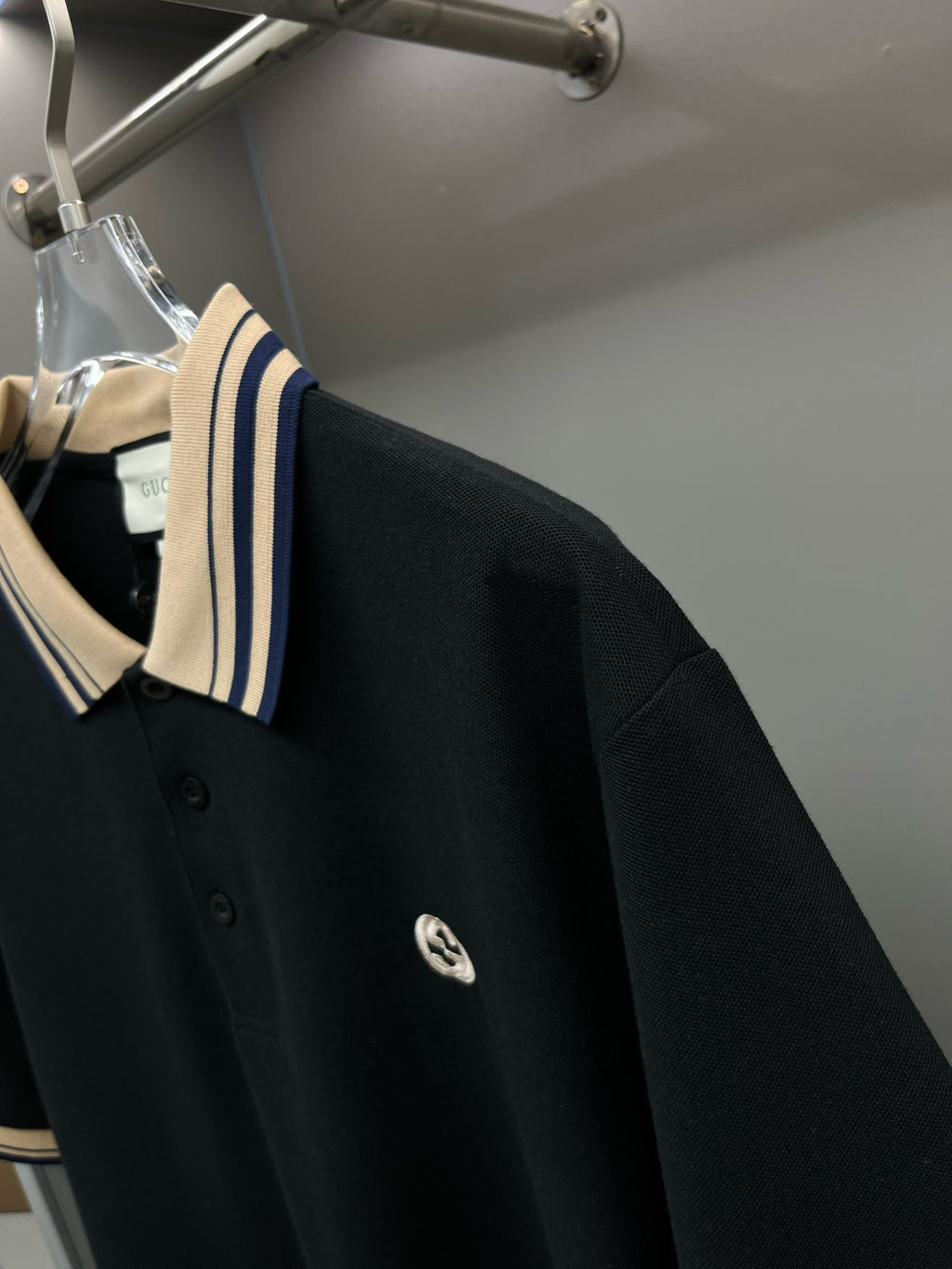 Polo Gucci Black Listra Beige Logo (Pronta Entrega0) Tamanho G e GG