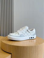 Tênis Louis Vuitton Ollie White/Grey Monogram
