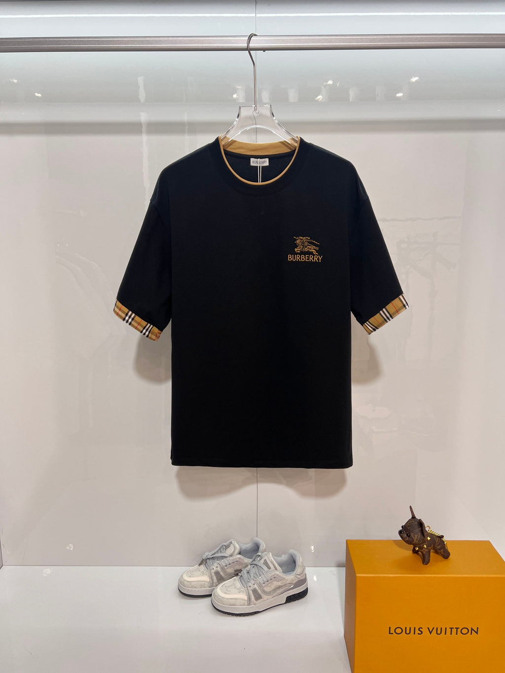 Camiseta Burberry Black Logo Black White Xadrez
