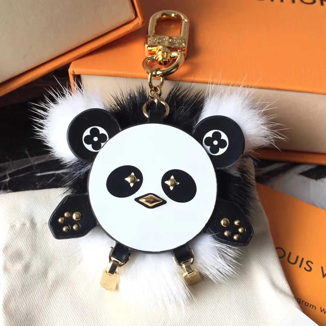 Chaveiro Bag Charm Lv Wild Panda Studs