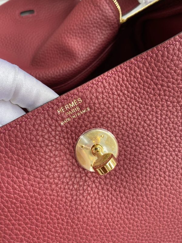Bolsa Hermes Lindy 26 Rouge Grenat Clemence Leather