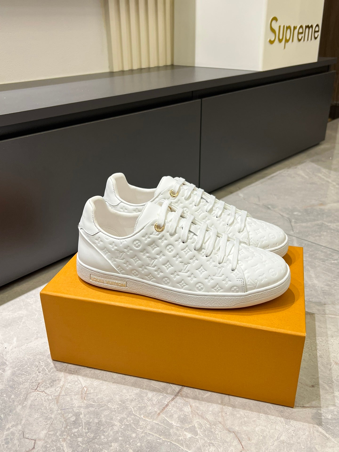 Tenis LV Mirror  Monogram White