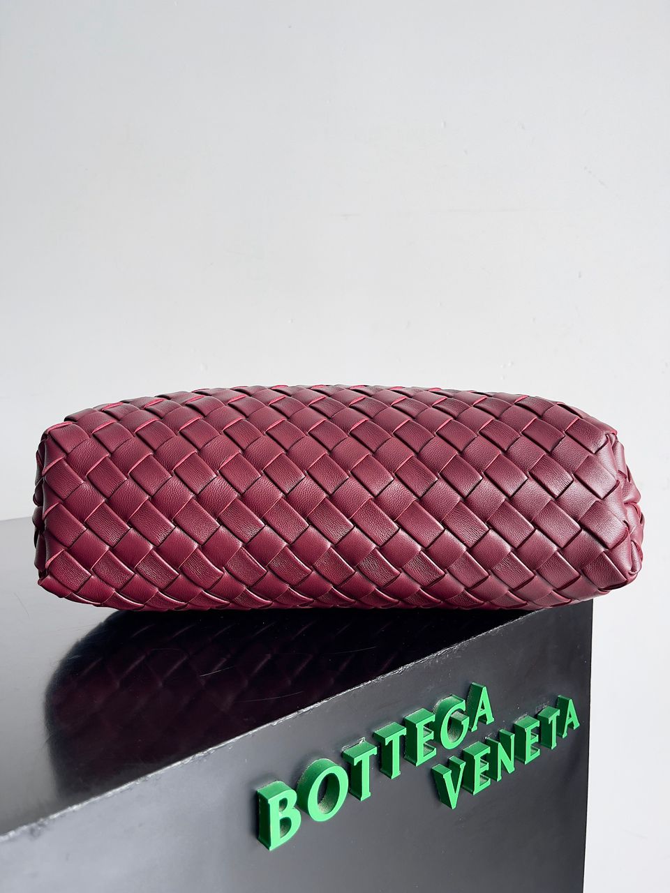 Bottega veneta Lauren 1980 em barolo
