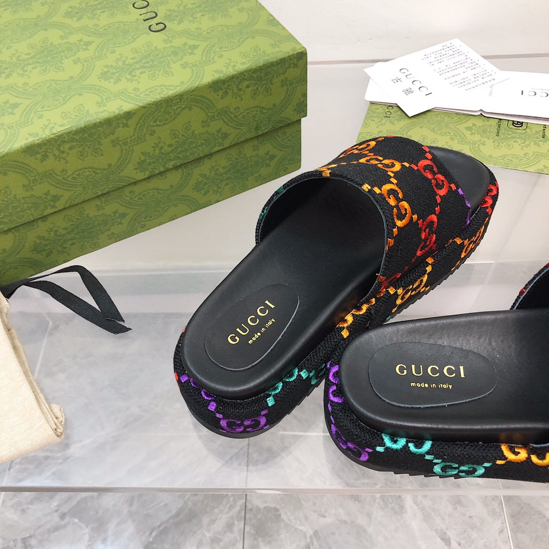 Chinelo Gucci Slipper Preto Multicolor