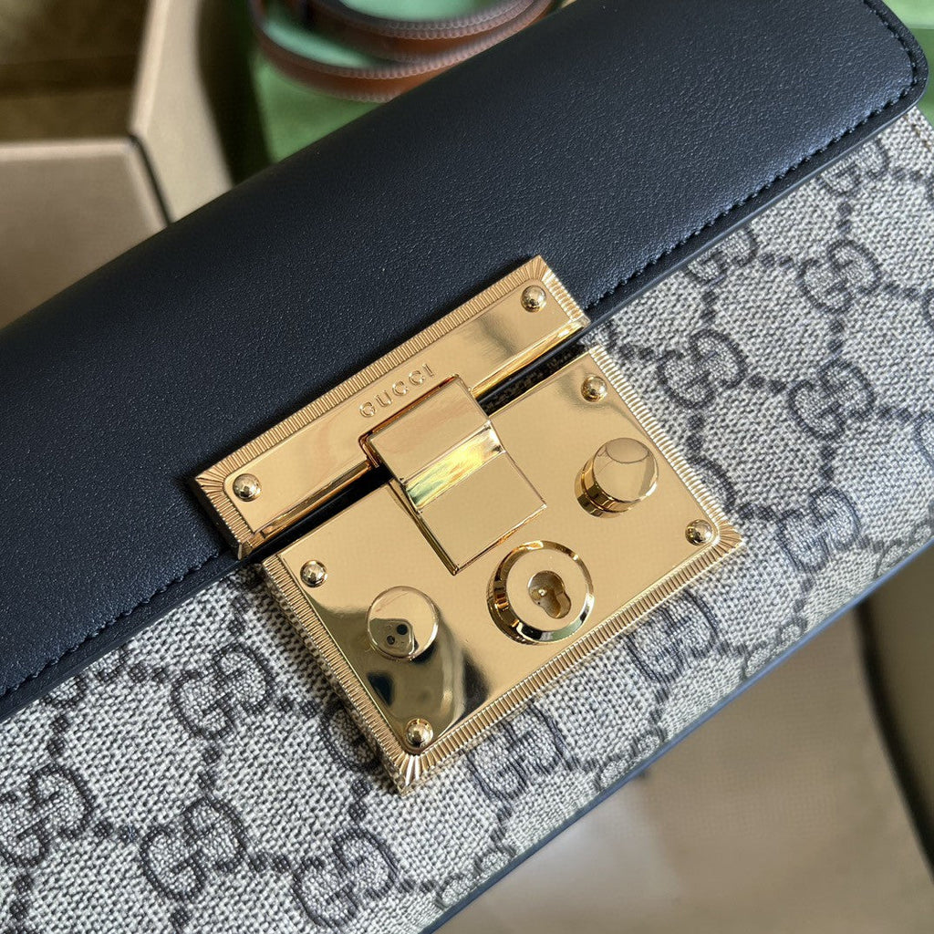 Gucci Padlock Shoulder GG Supreme Medium Beige/Black (Pronta Entrega)