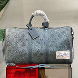 Louis Vuitton Monogram Luxury Zipper Style Medium Travel Bag Keepall