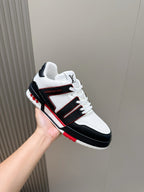 Tênis Louis Vuitton Trainer #54 Low Classic Branco/Preto/Vermeho