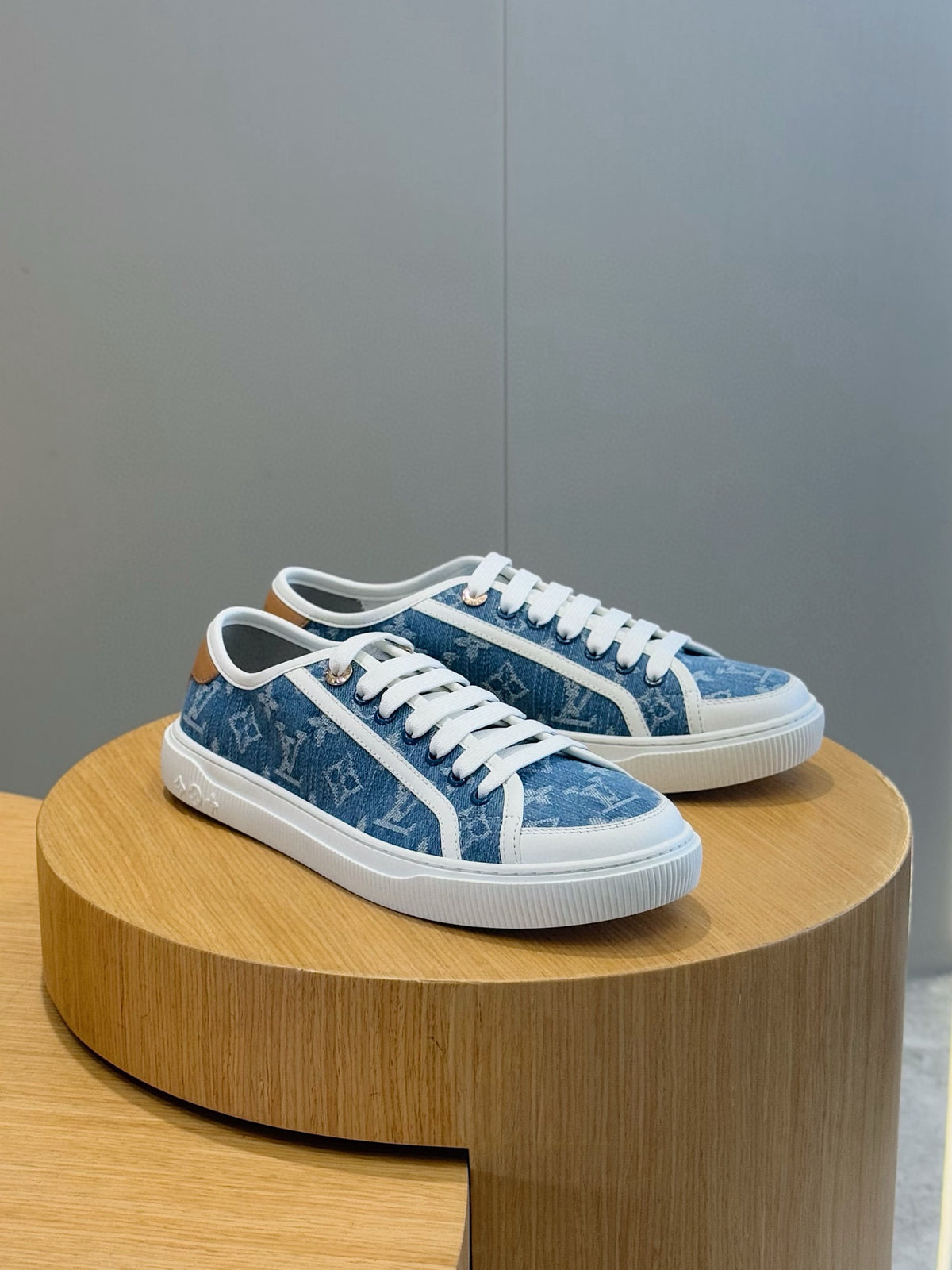 Tênis Louis Vuitton Lagoon Jeans Blue