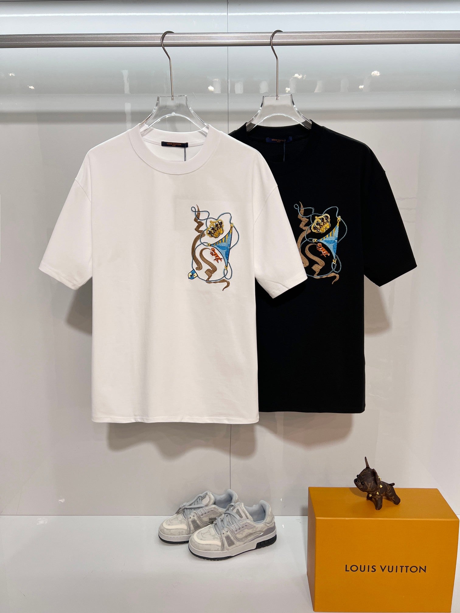 Camiseta Louis Vuitton Jacquard Bordada Genius