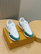 Tênis Louis Vuitton Run Away White/Green Monogram