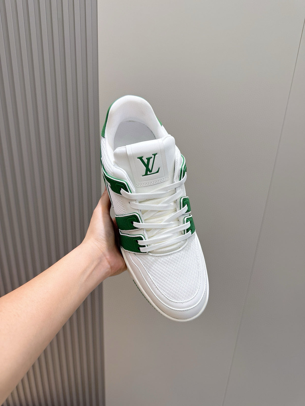 Tênis Louis Vuitton Trainer #54 Low Classic Verde