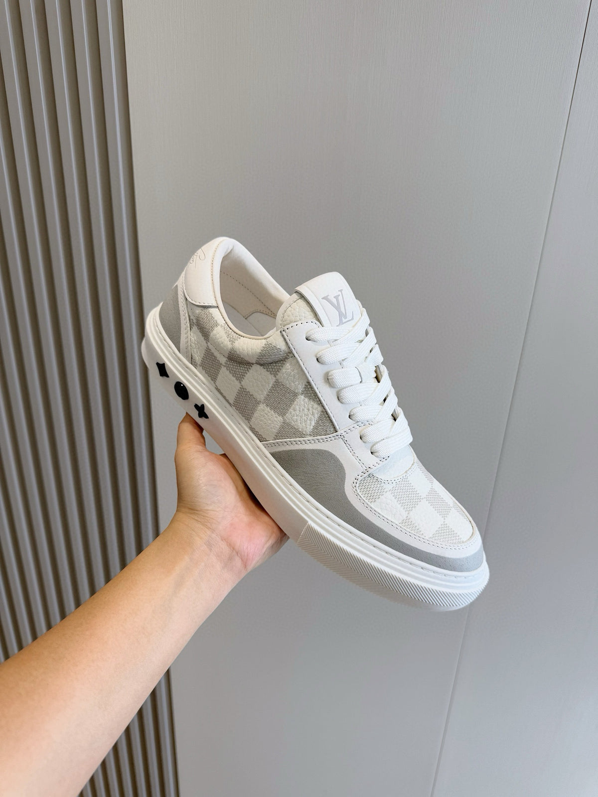 Tênis Louis Vuitton Ollie White/Grey Monogram