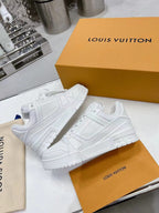 Trainer White