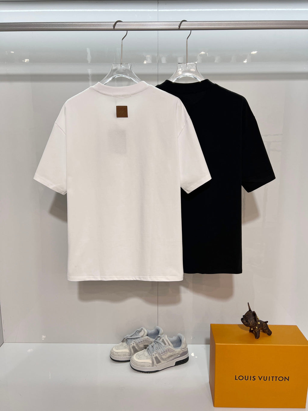 Camiseta Louis Vuitton Jacquard Bordada Genius