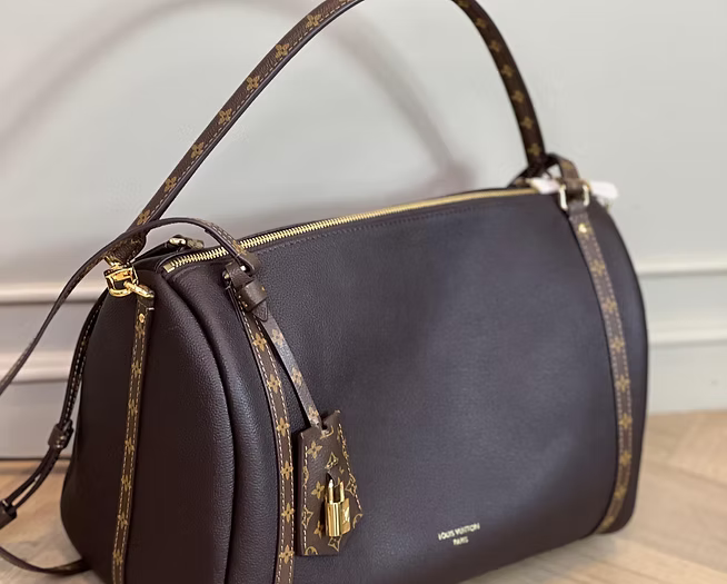 Bolsa Louis Vuitton Express MM Grained Leather