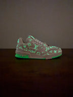 TÊNIS LOUIS VUITTON LV TRAINER LUMINOUS Firefly