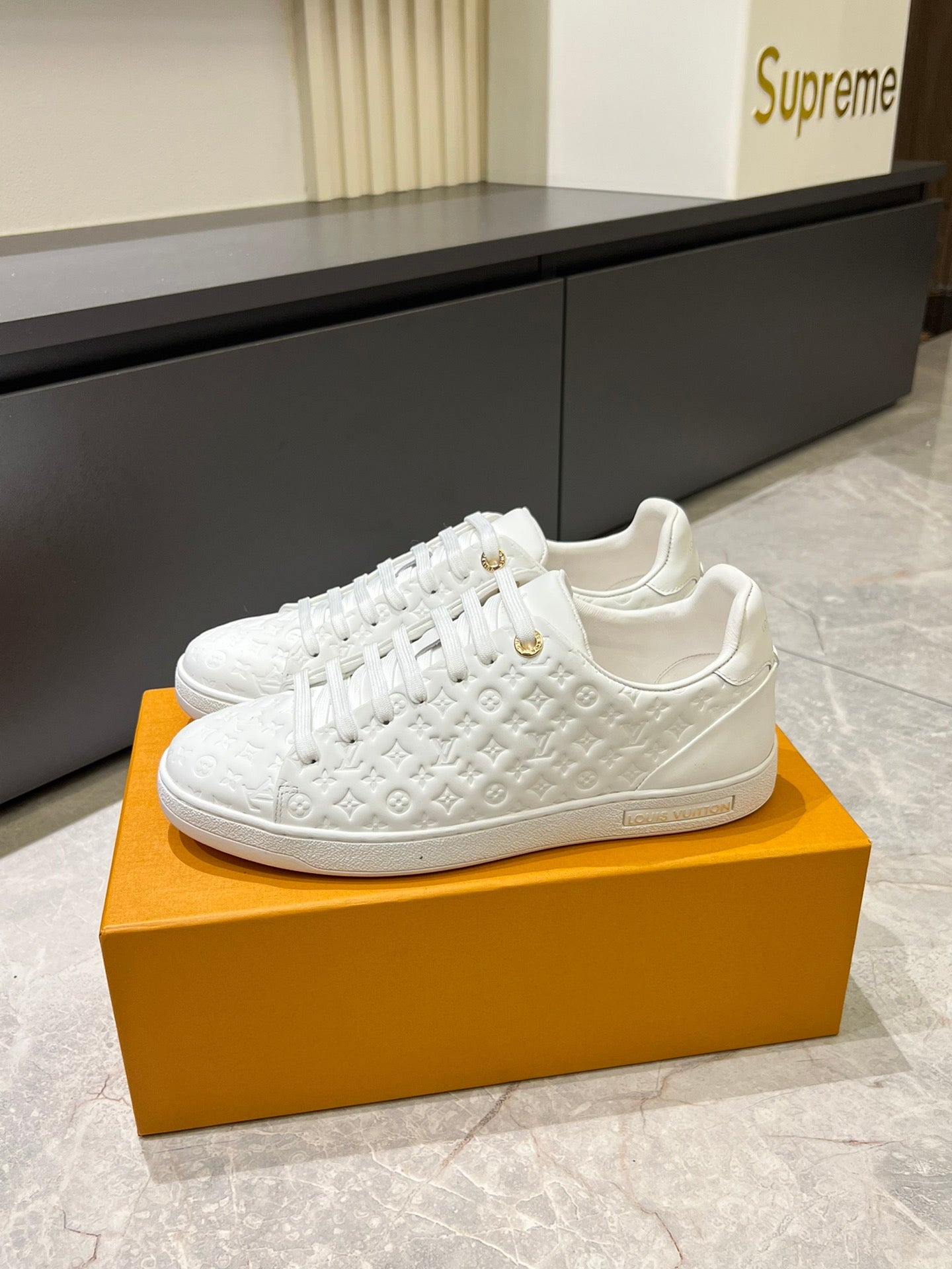 Tenis LV Mirror  Monogram White