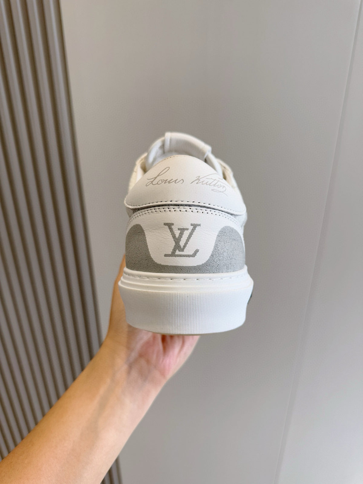Tênis Louis Vuitton Ollie White/Grey Monogram