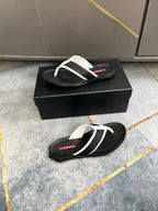 Prada Slipper met logo