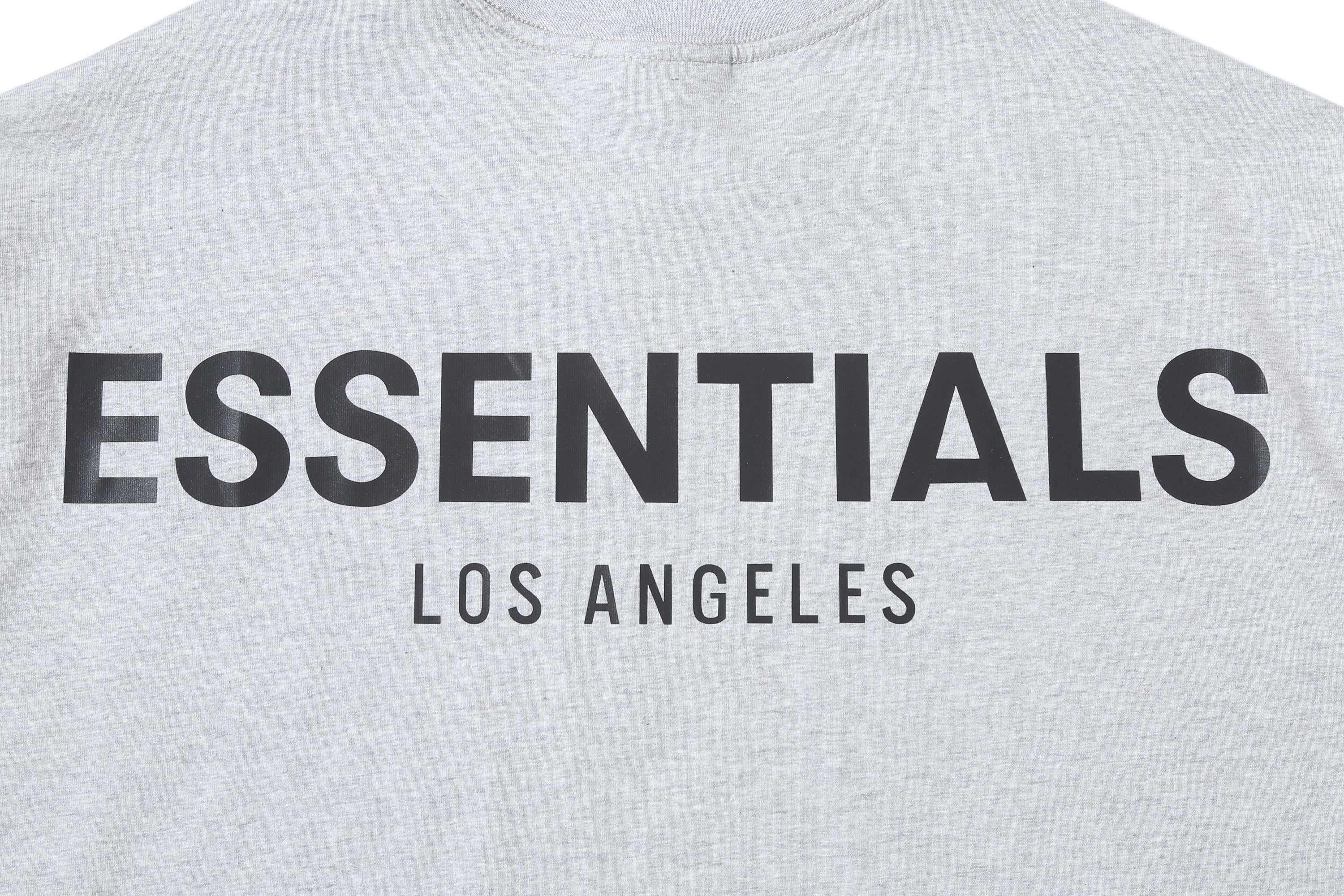 Camiseta Fear Of God Essentials