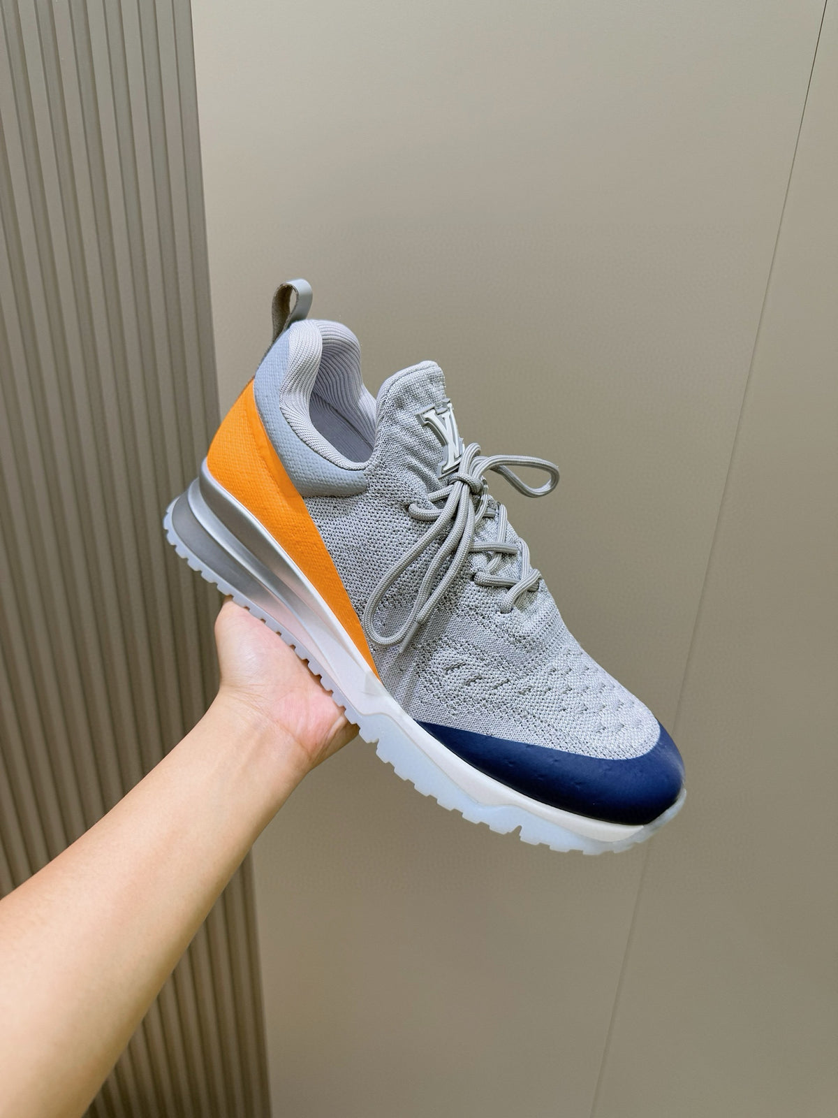 Tênis LOUIS VUITTON LV VNR Cinza/Azul