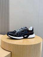 Tênis Louis Vuitton Olympia Women's Black Sports Sneaker