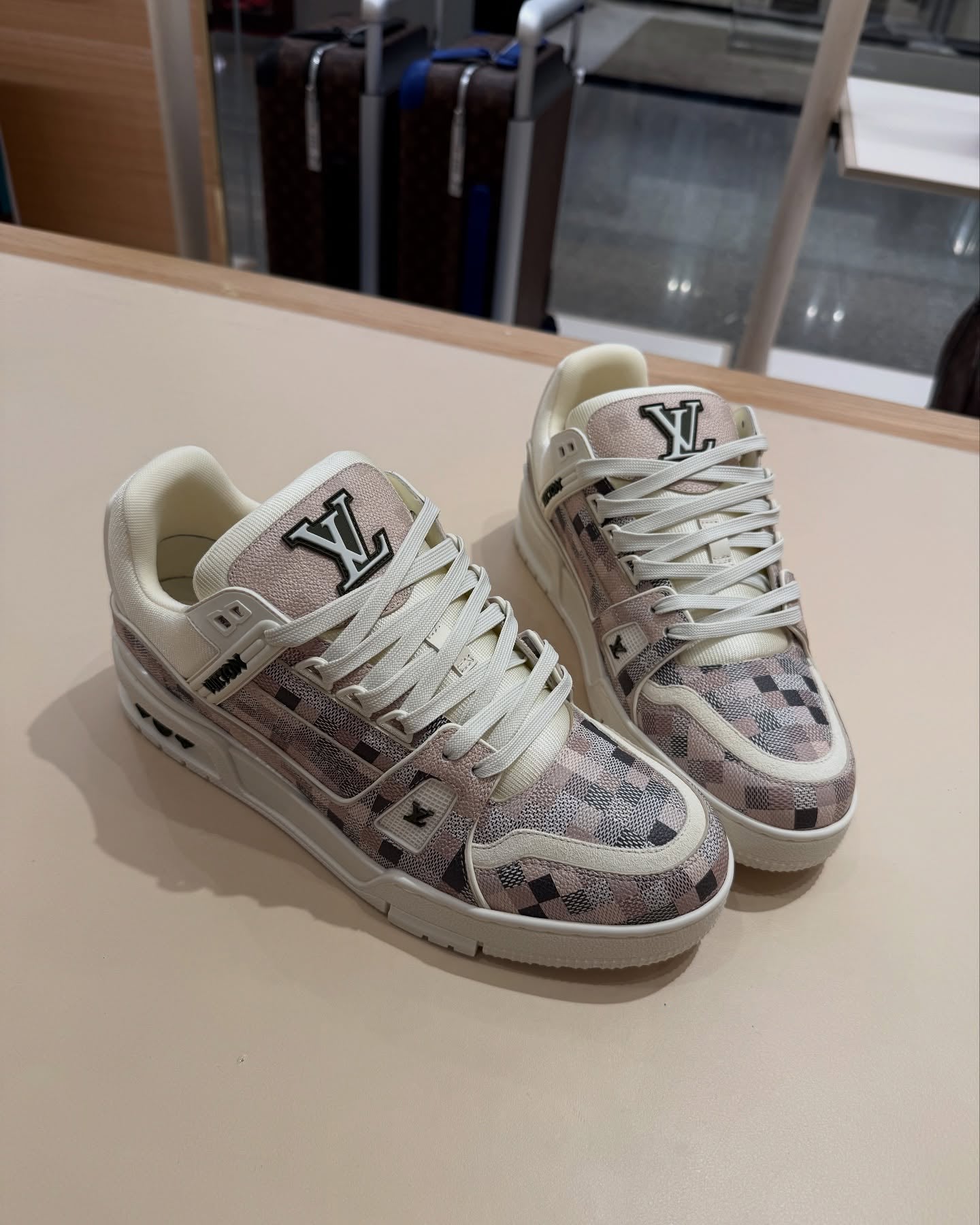 Tênis LV Trainer Year of Snake Limited