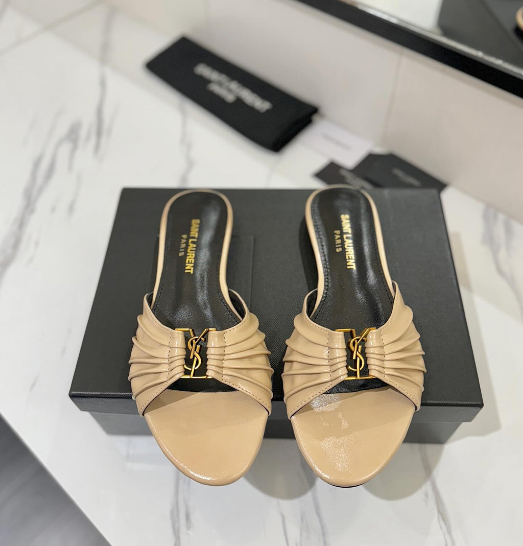 Rasteira Yves Saint Laurent Beige