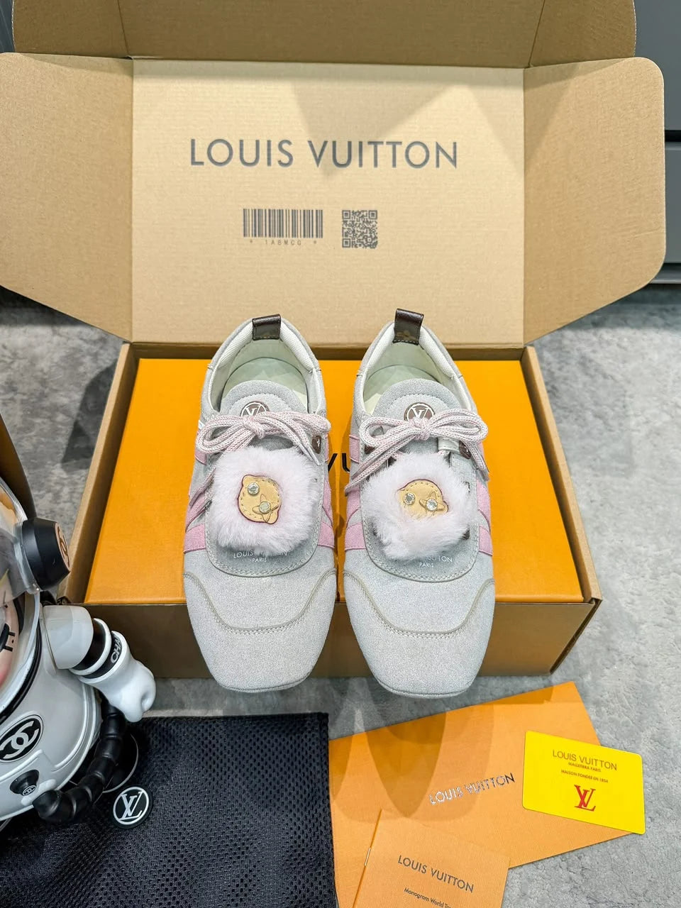Tênis Louis Vuitton Grey Pink