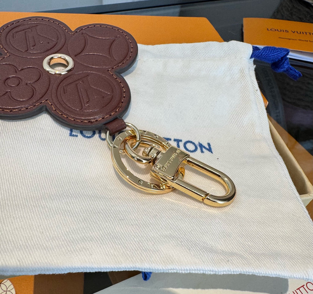 Chaveiro Bag Charm Lv Monogram Flower