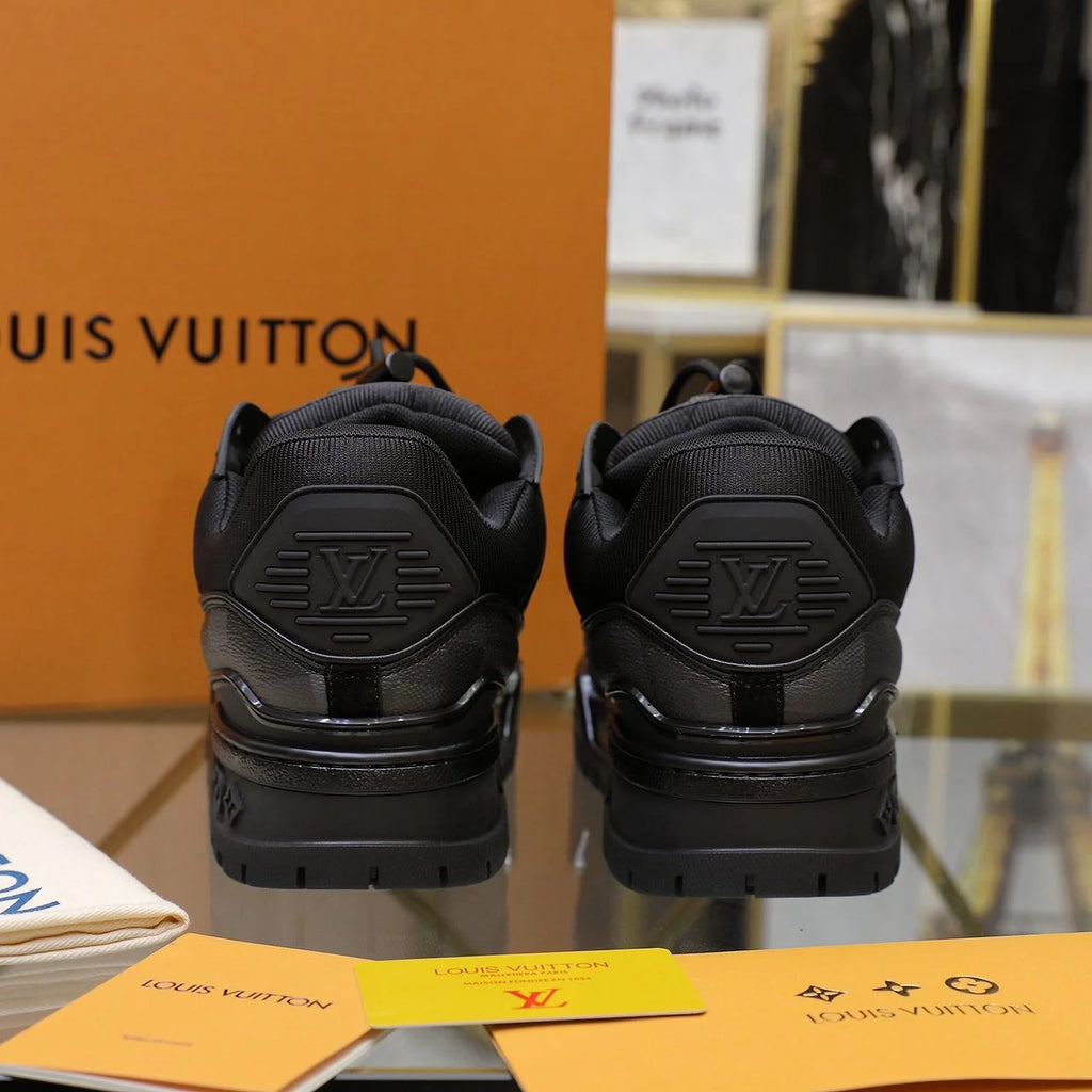 Tênis Louis Vuitton Trainer Maxi Black