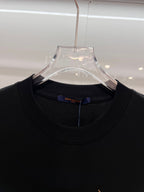 Camiseta Louis Vuitton Jacquard Bordada Genius
