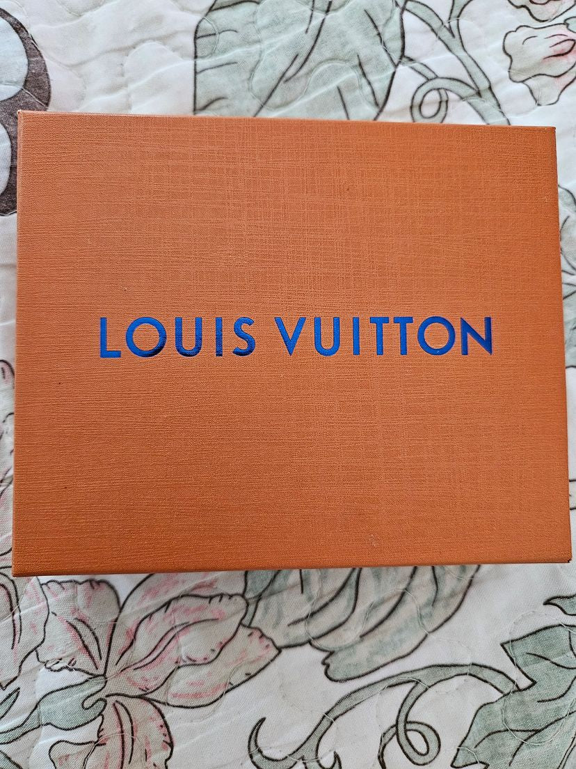 Chaveiro Bag Charm Lv Red Rabbit Key Chain