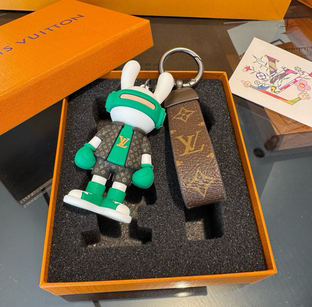 Chaveiro Bag Charm Lv Green Rabbit Key Chain