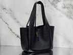 Bolsa Saint Laurent Le 5 à 7 Bea Leather Shoulder