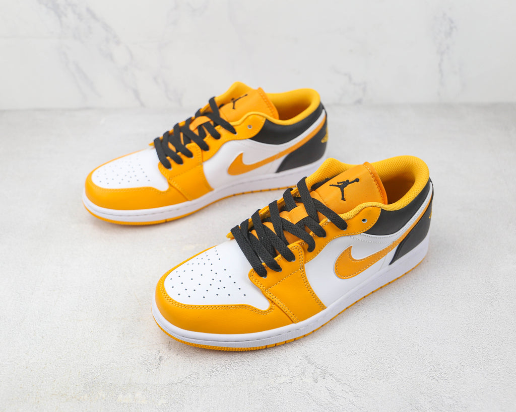 Jordan 1 Low Taxi