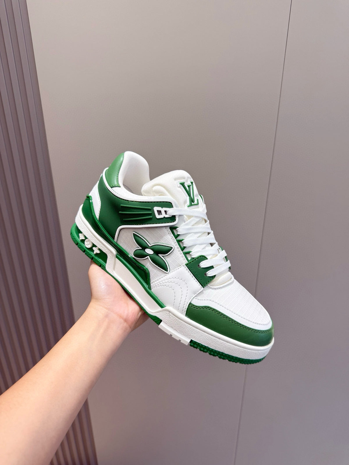 TÊNIS LOUIS VUITTON #54 TRAINER White Green