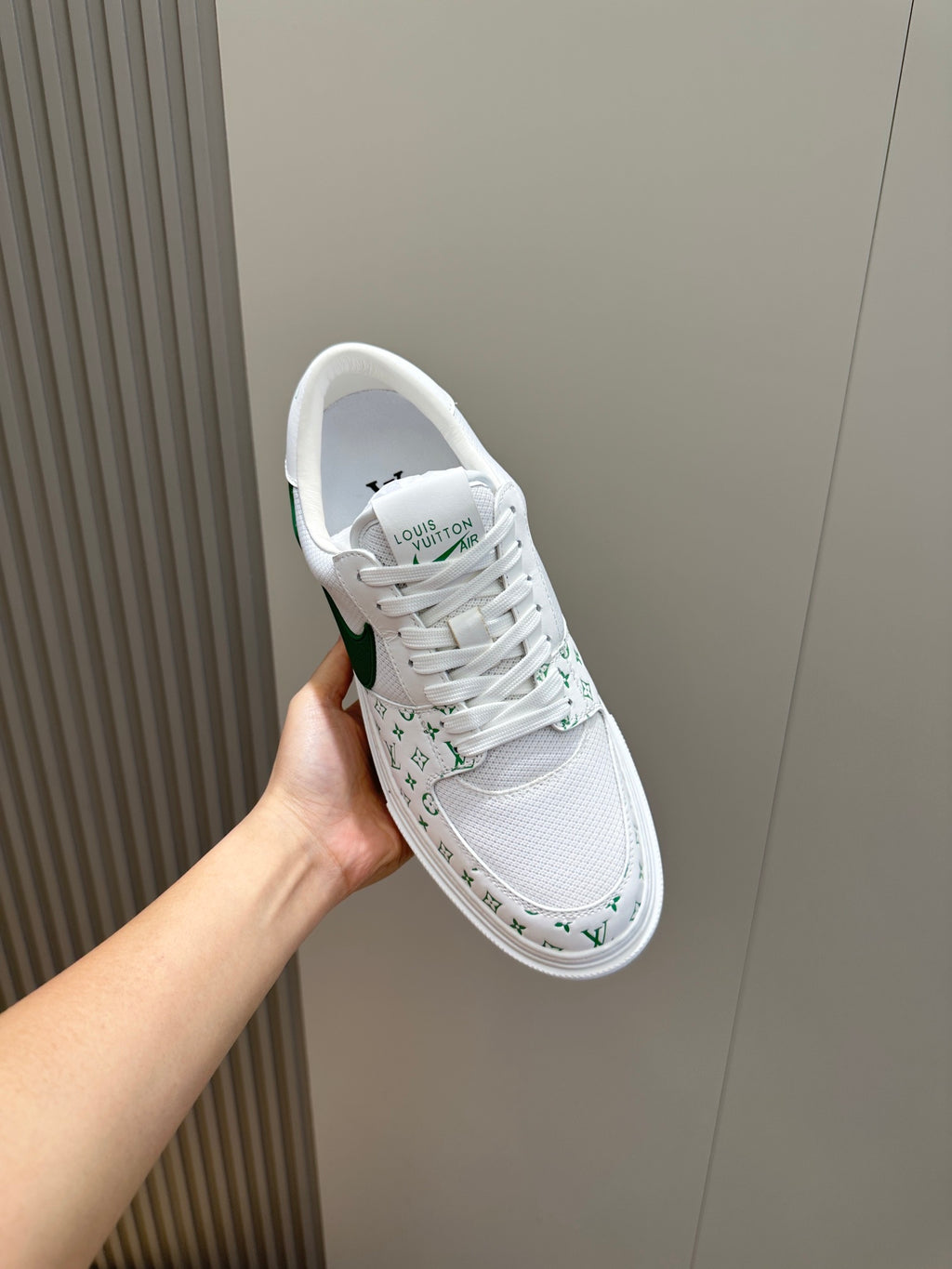 TÊNIS LOUIS VUITTON x NIKE Ollie Monogram White/Green