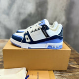 Trainer Blue