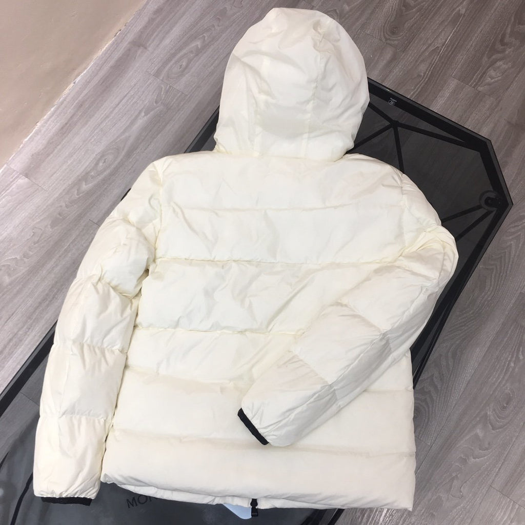 Jaqueta Moncler Down White (Pronta Entrega) Tamanho GG