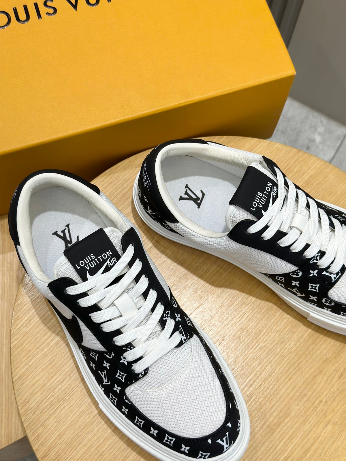 TÊNIS LOUIS VUITTON x NIKE Ollie Monogram Black