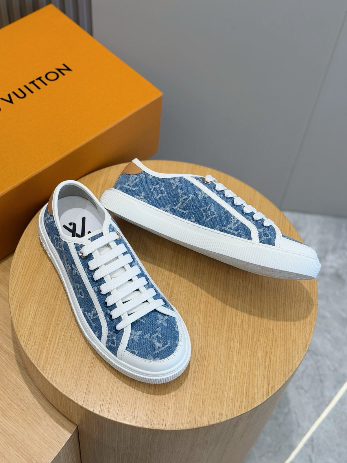 Tênis Louis Vuitton Lagoon Jeans Blue